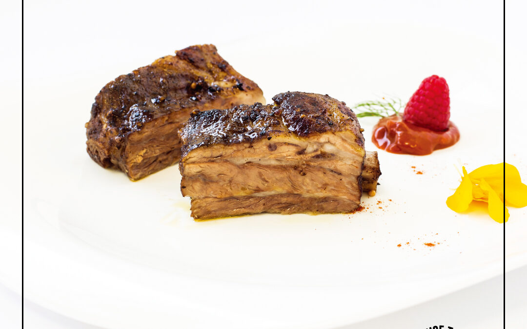 Veal ribs in barbecue sauce with raspberry vinegar